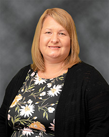 Headshot of Psychiatric Mental Health Nurse Practitioner, Deborah Askey