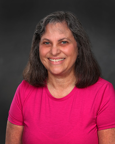 Robin Spangler is a licensed medical doctor who specializes in family medicine